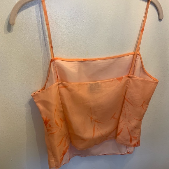 Brand New ladies top - Picture 2 of 5